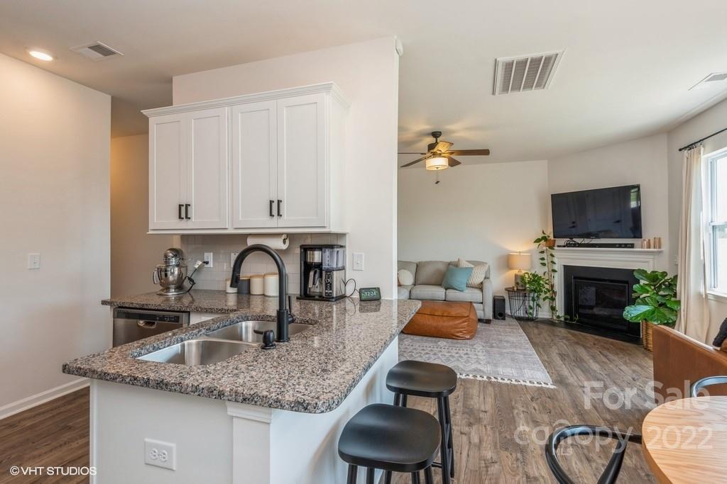 232 Marathon Lane Candler NC 28715