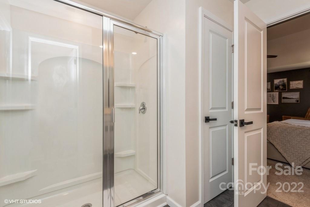 232 Marathon Lane Candler NC 28715