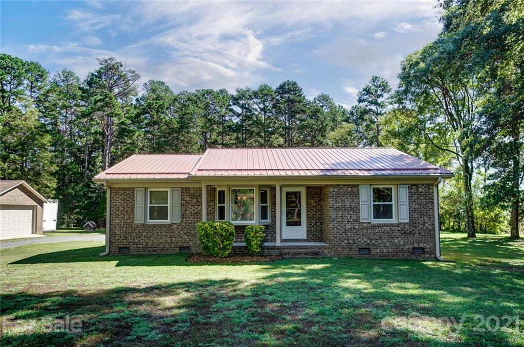 2415 Ward Avenue Concord NC 28025