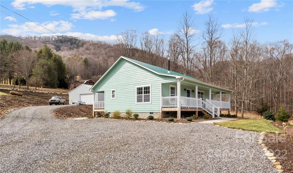 11828 State Highway 197 S Burnsville NC 28714