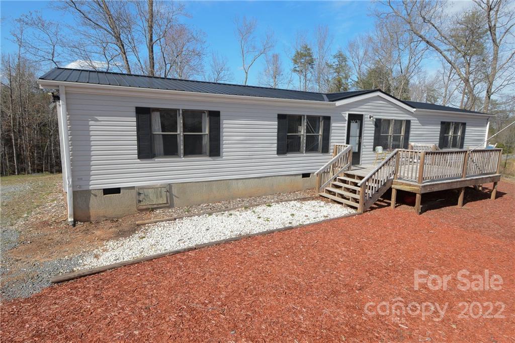 174 Twin Drive Mill Spring NC 28756