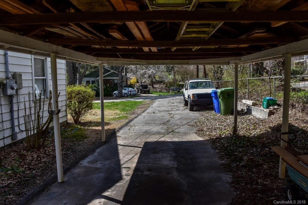 17 Carrier Street Asheville NC 28806