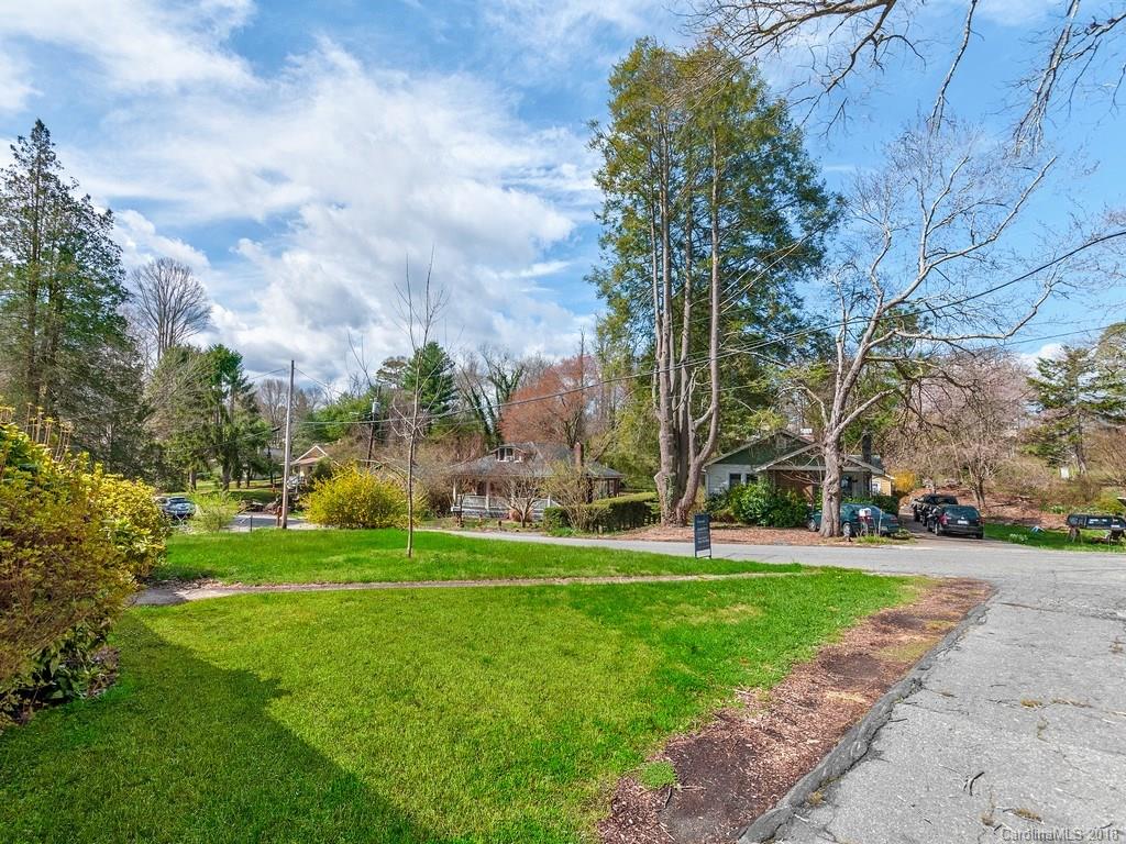 17 Carrier Street Asheville NC 28806