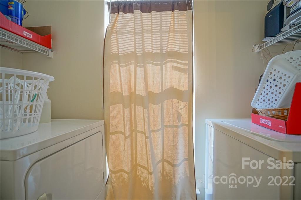 6021 Lawnmeadow Drive Charlotte NC 28216