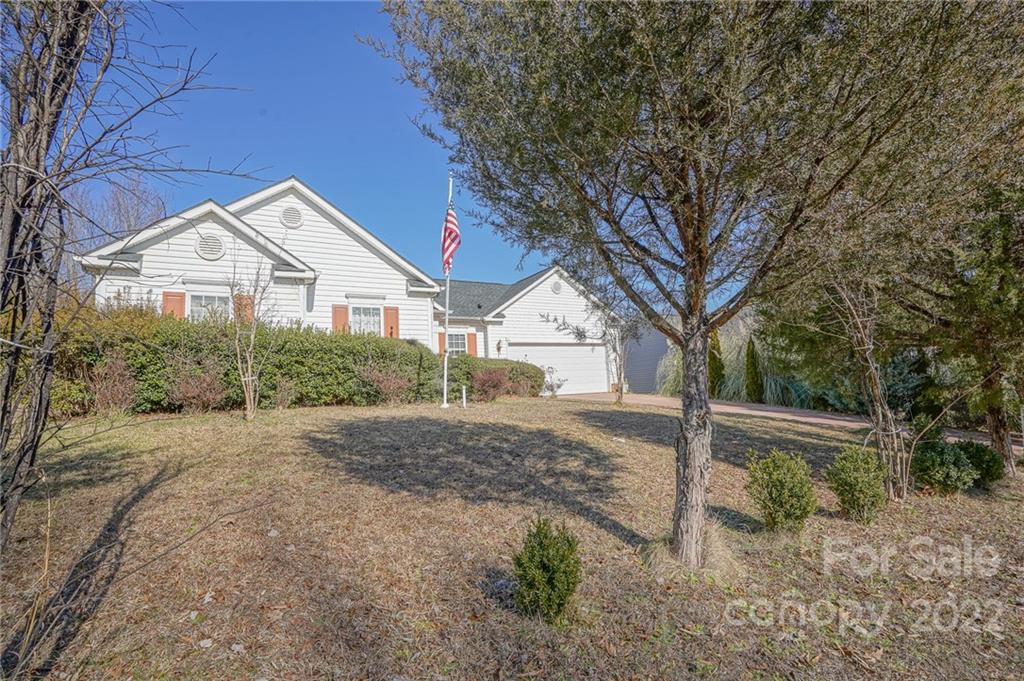 6021 Lawnmeadow Drive Charlotte NC 28216