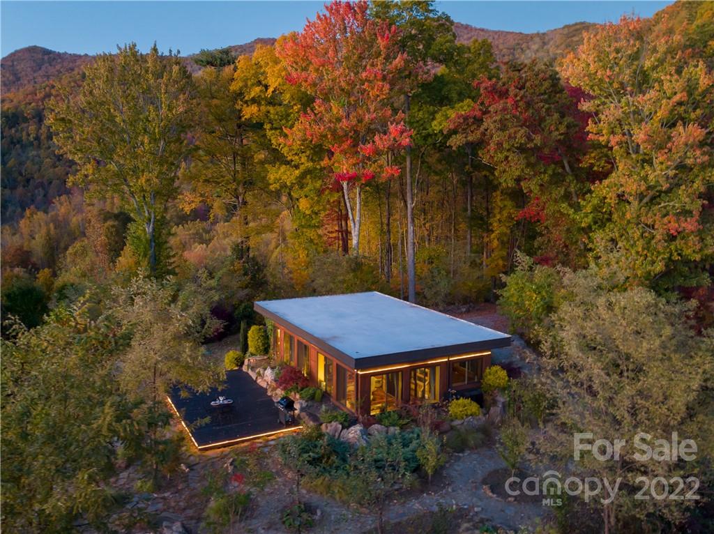 510 Blackberry Inn Road Weaverville NC 28787