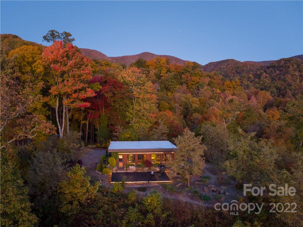 510 Blackberry Inn Road Weaverville NC 28787