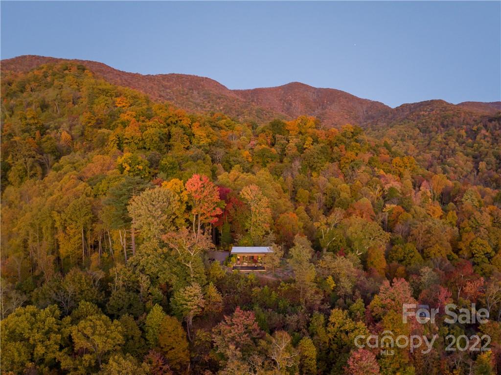 510 Blackberry Inn Road Weaverville NC 28787