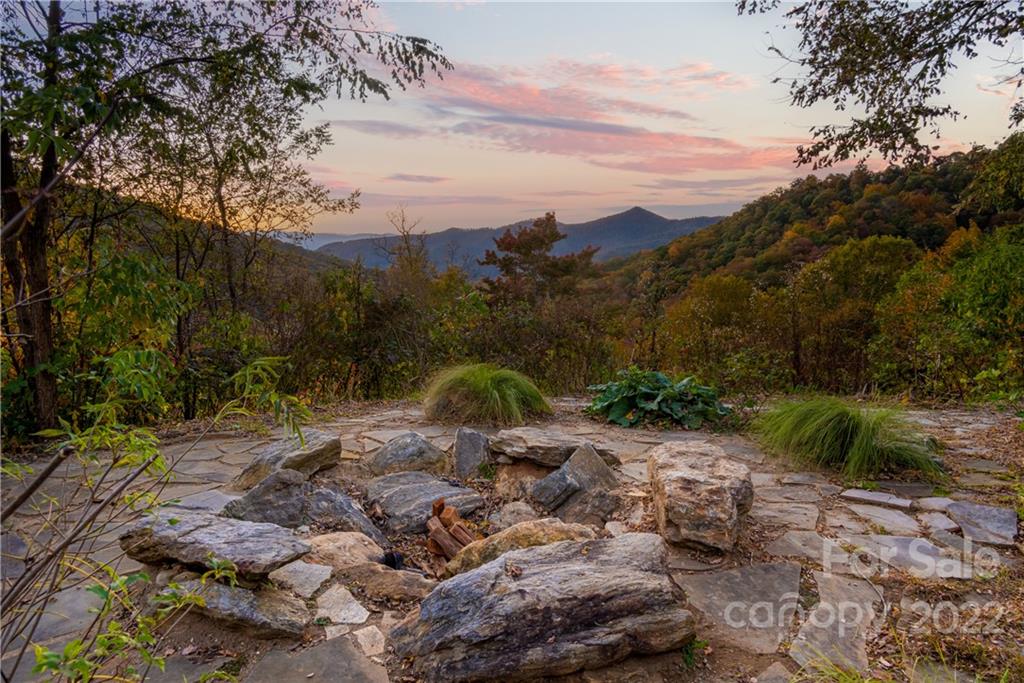 510 Blackberry Inn Road Weaverville NC 28787
