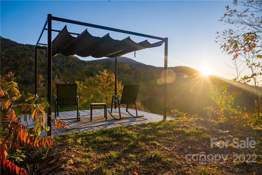510 Blackberry Inn Road Weaverville NC 28787