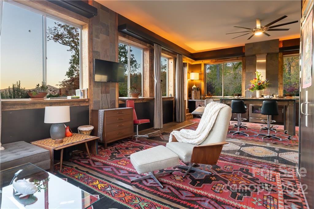 510 Blackberry Inn Road Weaverville NC 28787