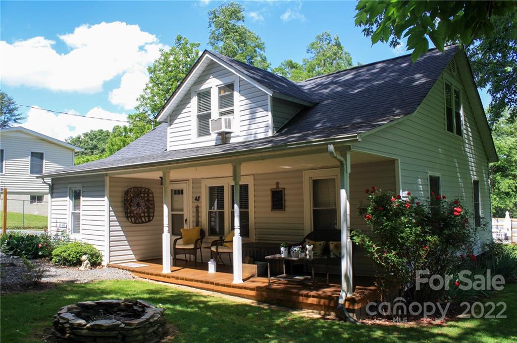 48 Celo Street Burnsville NC 28714