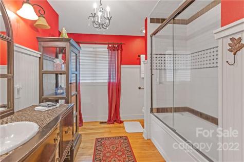 37 & 39 Oak Hall Drive Leicester NC 28748