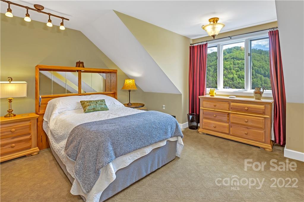 37 & 39 Oak Hall Drive Leicester NC 28748