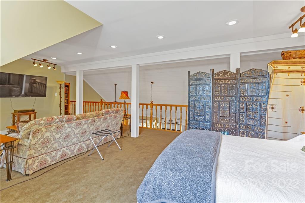 37 & 39 Oak Hall Drive Leicester NC 28748