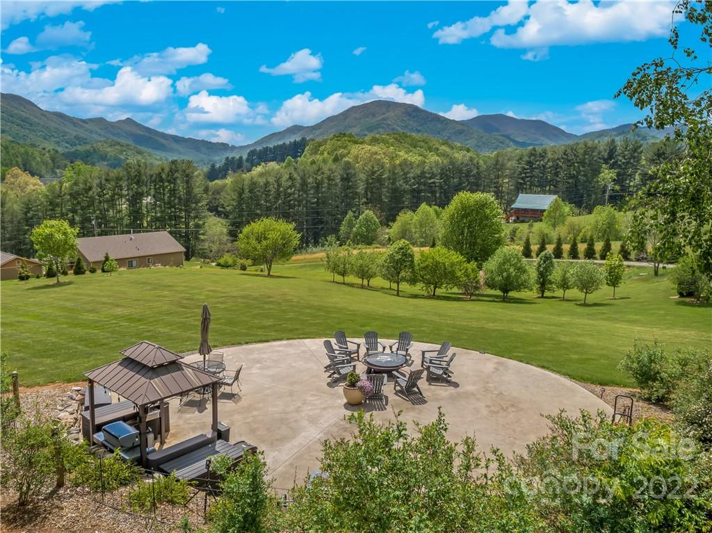 37 & 39 Oak Hall Drive Leicester NC 28748