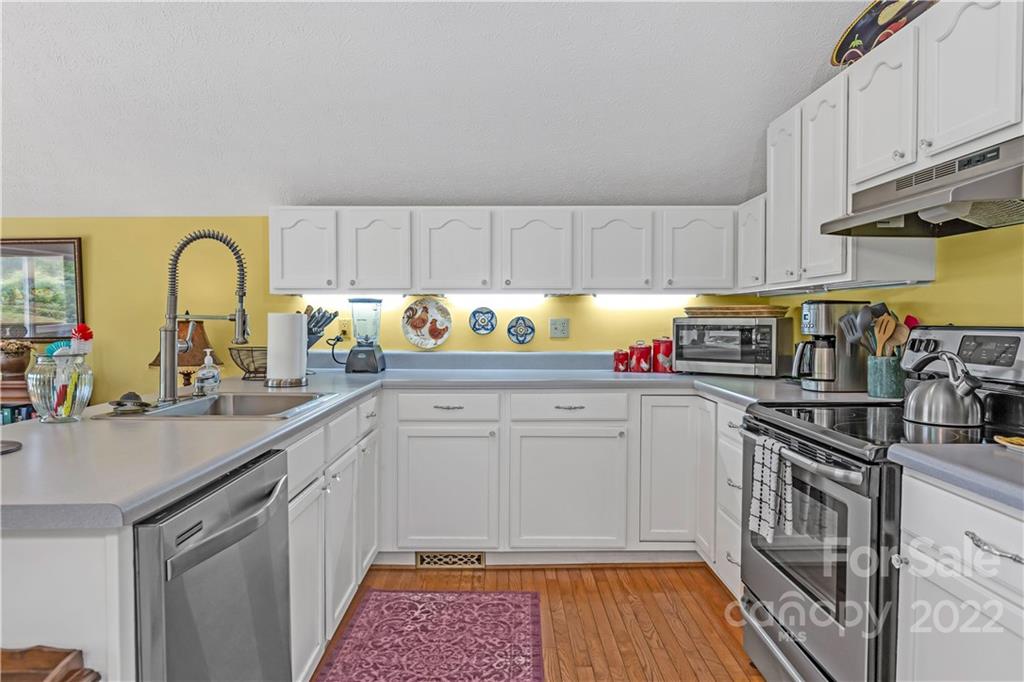 37 & 39 Oak Hall Drive Leicester NC 28748