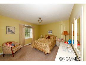 28 Justin Drive Etowah NC 28729