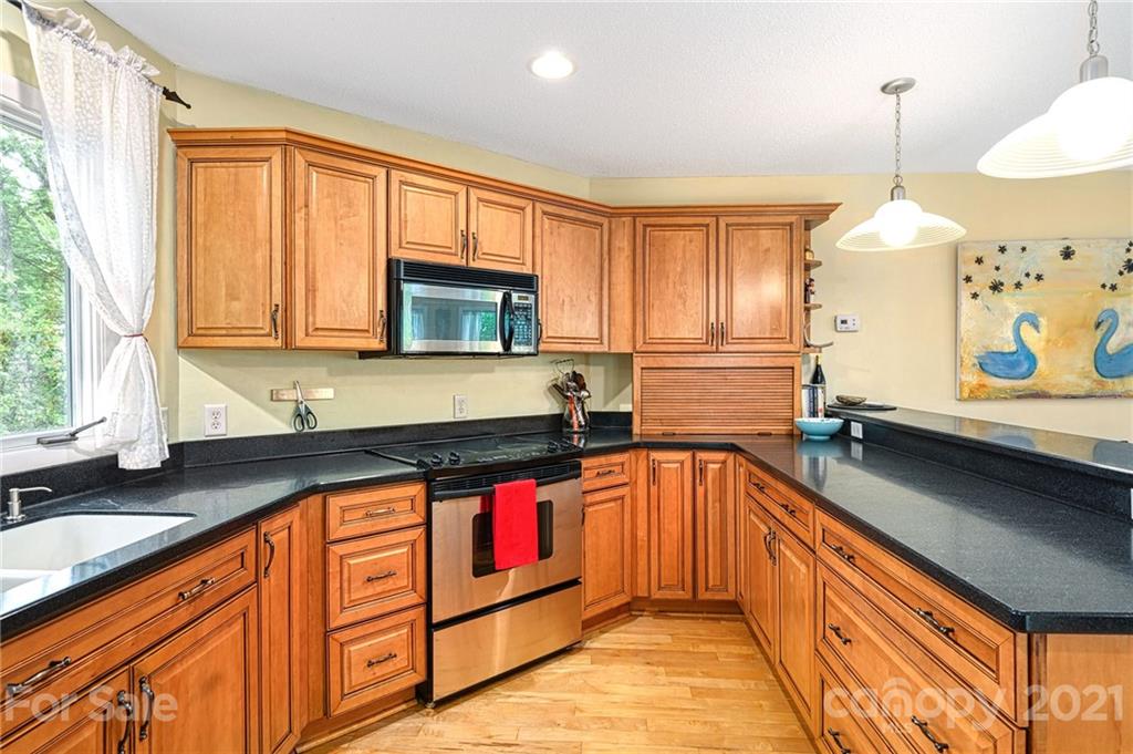 48 Whitaker View Road Fairview NC 28730