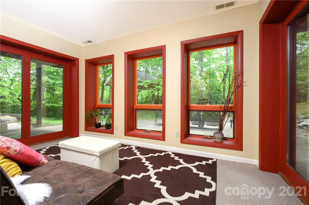 48 Whitaker View Road Fairview NC 28730
