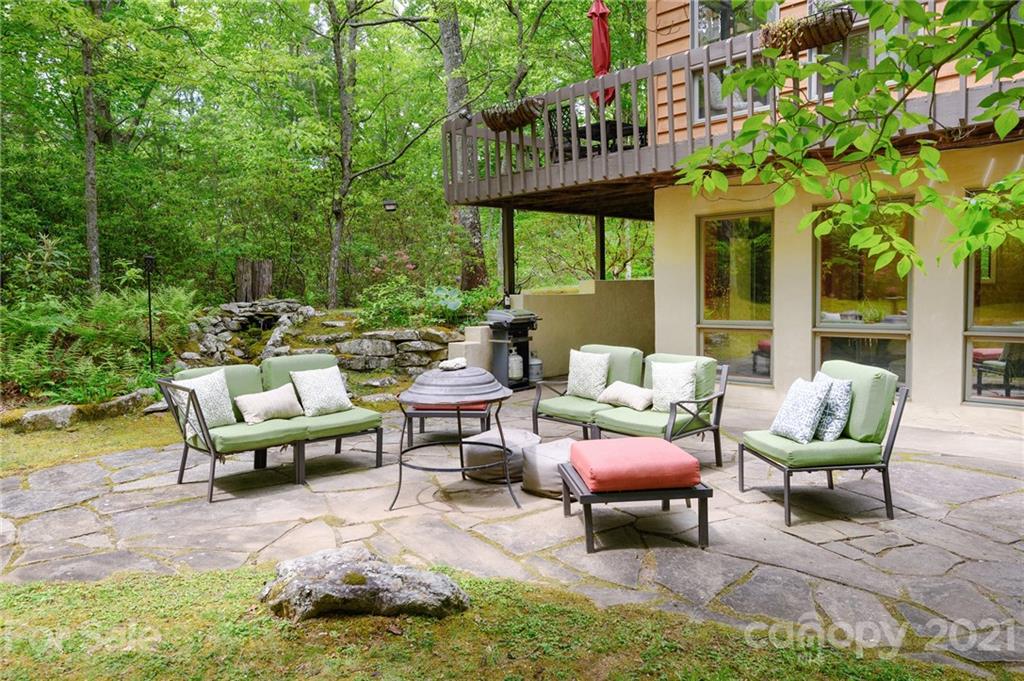 48 Whitaker View Road Fairview NC 28730