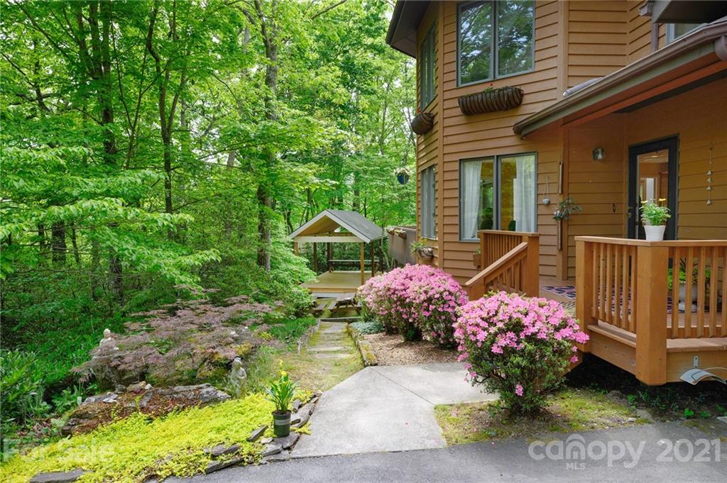 48 Whitaker View Road Fairview NC 28730