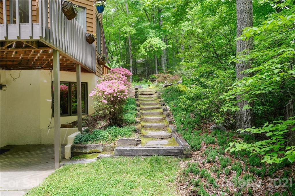 48 Whitaker View Road Fairview NC 28730