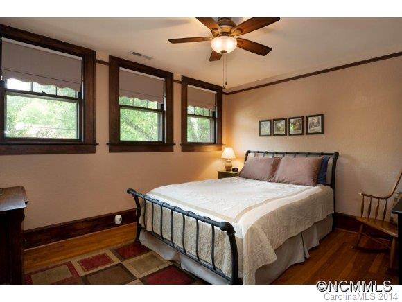 28 Arborvale Road Asheville NC 28801