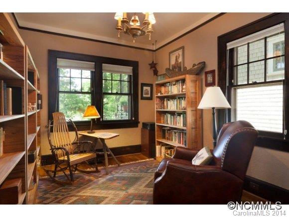 28 Arborvale Road Asheville NC 28801