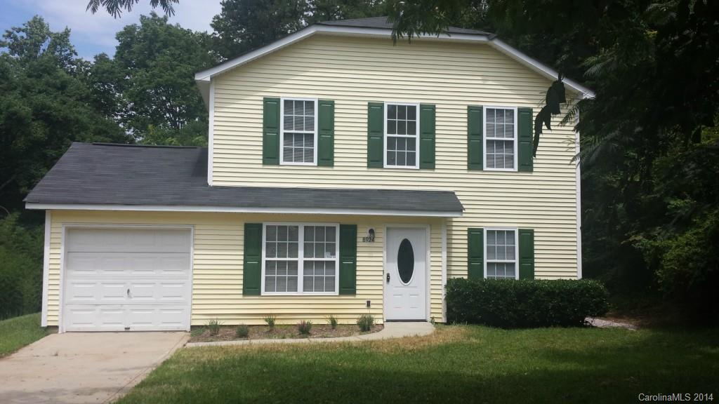 6924 Red Bud Circle Charlotte NC 28214