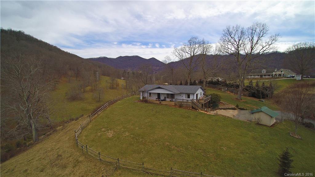 191 Barnwood Heights Canton NC 28716