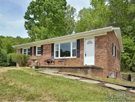 425 Rolling Hills Road Canton NC 28716