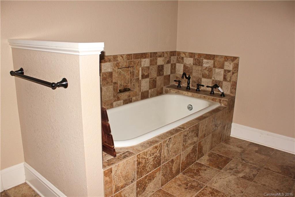 275 Belleview Road Waynesville NC 28786