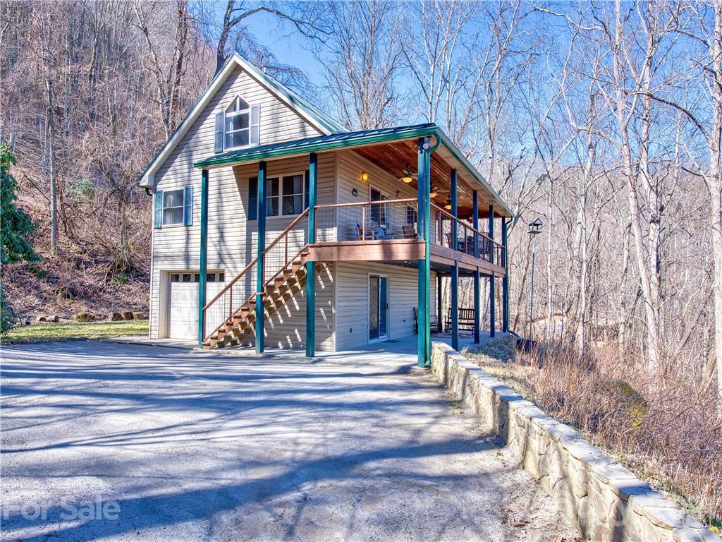 1463 Apple Creek Road Waynesville NC 28786
