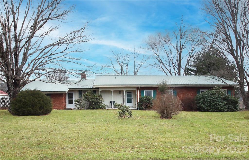 1124 Bailey Street Mars Hill NC 28754
