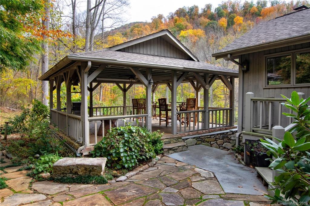 10 Timbersong Drive Weaverville NC 28787