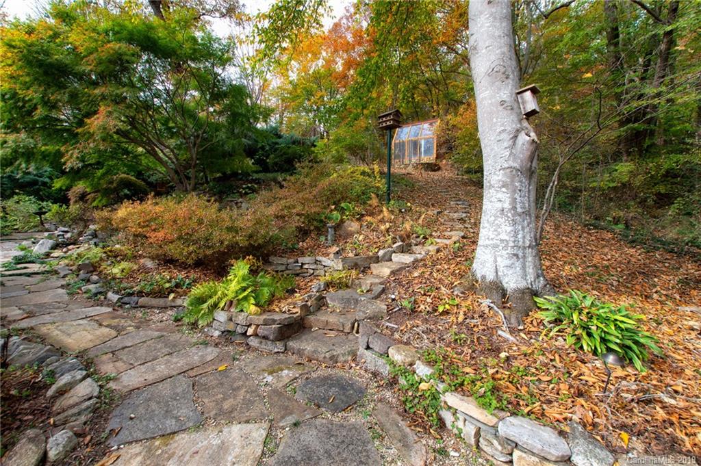 10 Timbersong Drive Weaverville NC 28787