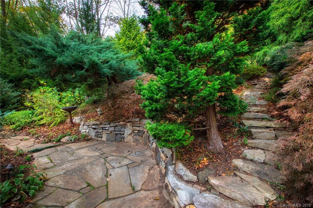 10 Timbersong Drive Weaverville NC 28787