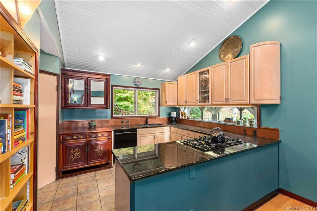 10 Timbersong Drive Weaverville NC 28787