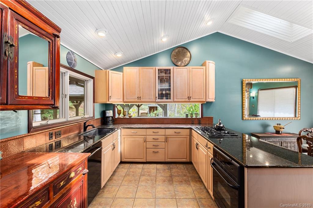 10 Timbersong Drive Weaverville NC 28787