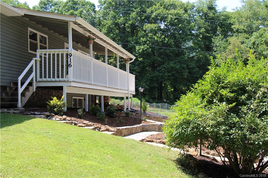916 Burnette Cove Road Canton NC 28716