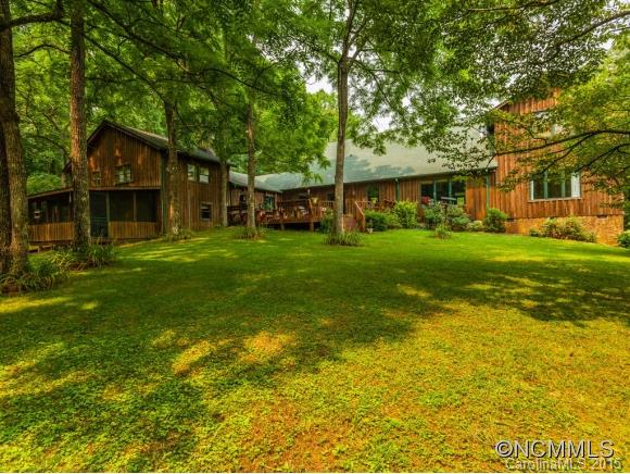 110 Tomahawk Lane Saluda NC 28773