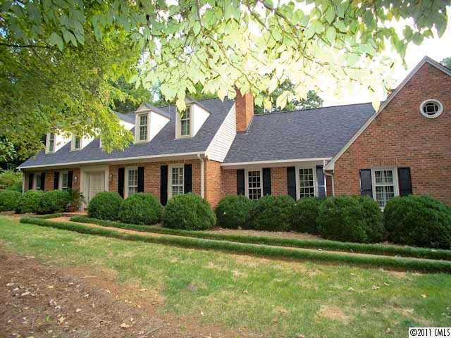 5041 Southridge Court Charlotte NC 28226