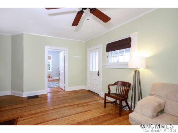 5 Temple Avenue Asheville NC 28804