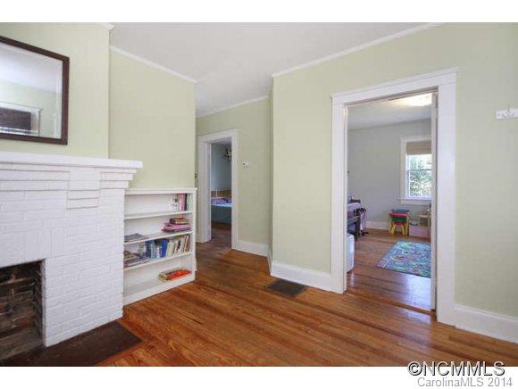 5 Temple Avenue Asheville NC 28804