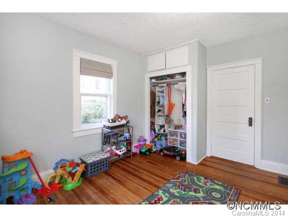 5 Temple Avenue Asheville NC 28804