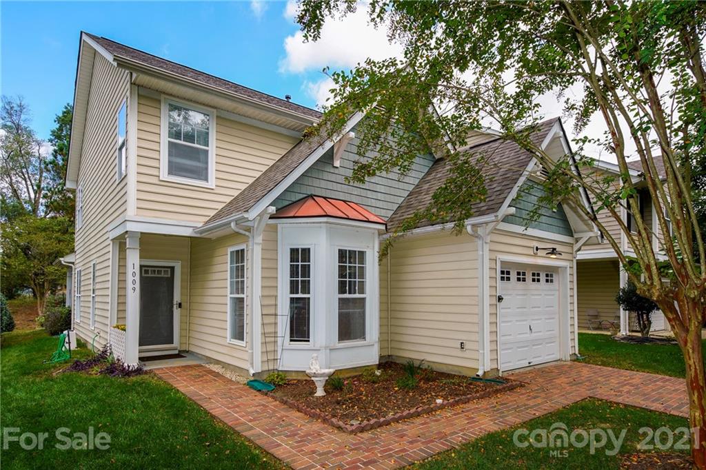 1009 Hammond Drive Matthews NC 28104