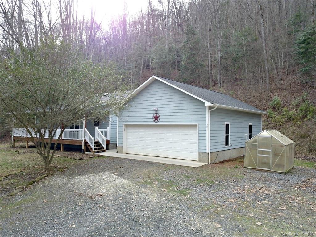 321 Workman Road Sylva NC 28779