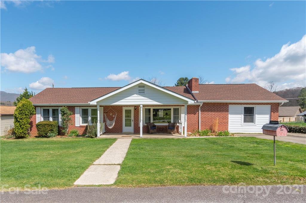 66 Grandview Circle Waynesville NC 28786