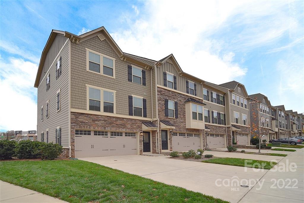 1903 Catkin Lane Charlotte NC 28205